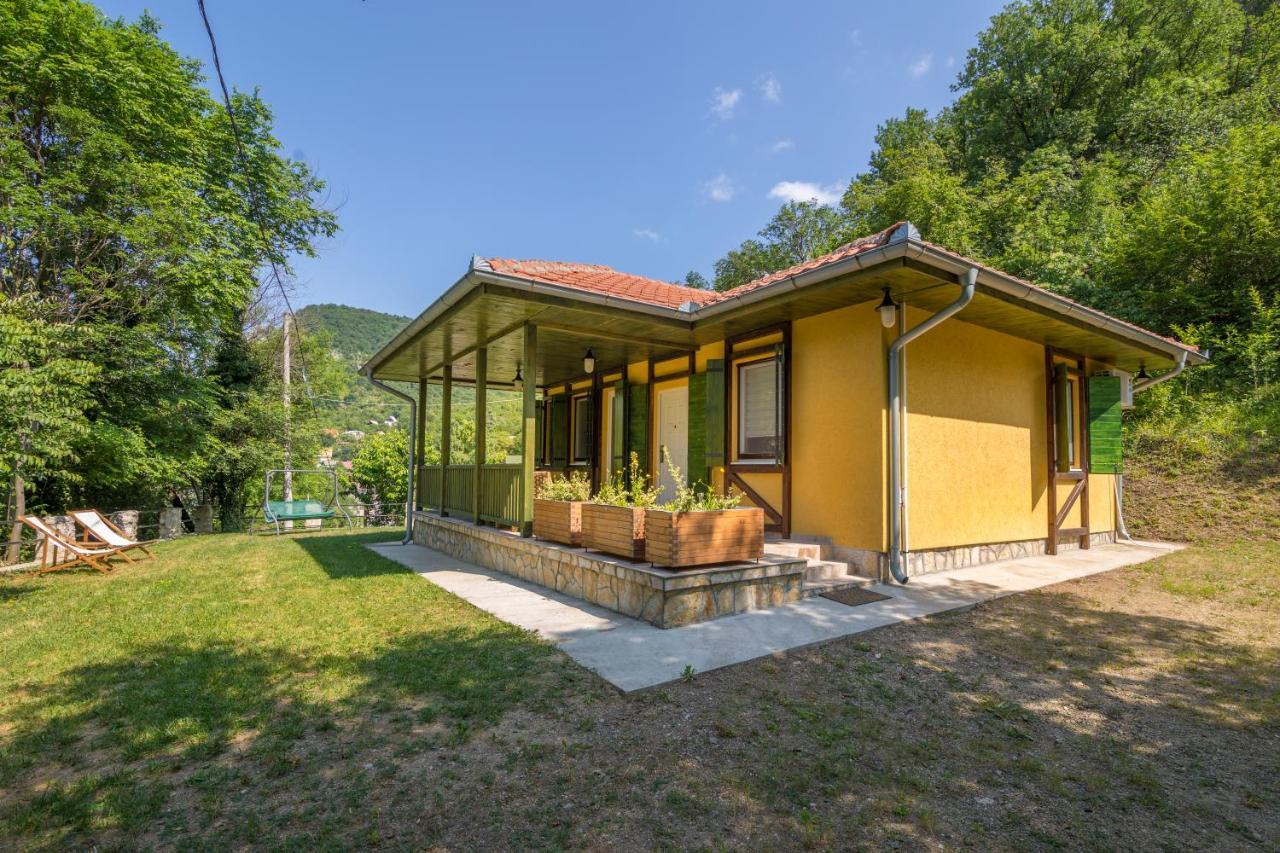 Vila Camelia Golubac Exterior foto